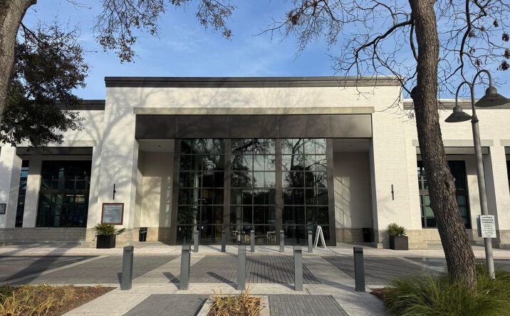 Pictures of Office property located at 774 S Shelmore Boulevard # 106, Mount Pleasant, SC 29464 for lease - image #1