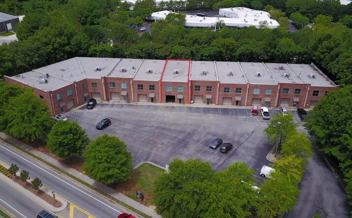 Pictures of Retail, Office, Industrial property located at 5292 Oakdale Road SE, Smyrna, GA 30082 for lease - image #1