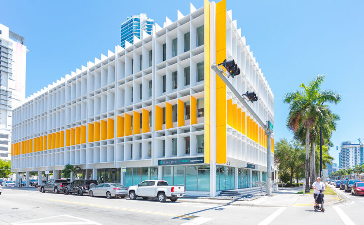 Pictures of Retail property located at 2125 Biscayne Boulevard, Miami, FL 33137 for lease - image #1