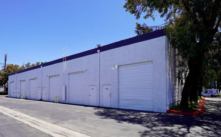 Pictures of Retail property located at 1599 Superior Ave, Costa Mesa, CA 92627 for lease - image #1