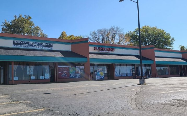 Pictures of Retail, Office, Special Purpose property located at 3304 Brown Rd, St. Louis, MO 63114 for lease - image #1