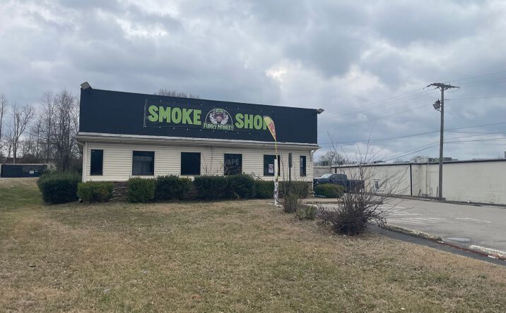Pictures of Retail, Special Purpose property located at 2131 Wilma Rudolph Boulevard, Clarksville, TN 37040 for lease - image #1