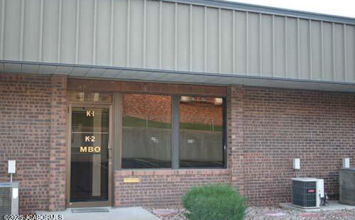 Pictures of Special Purpose property located at 915 SOUTHWEST BOULEVARD K 1, Jefferson City, MO 65109 for lease - image #1