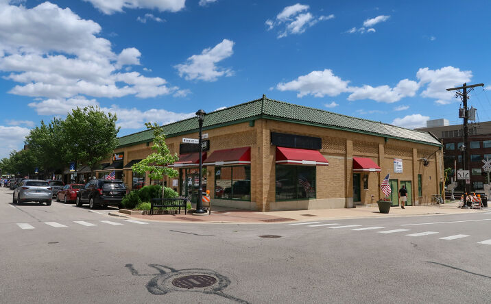 Pictures of Retail, Restaurant property located at 222 West Front Street, Wheaton, IL 60187 for lease - image #1