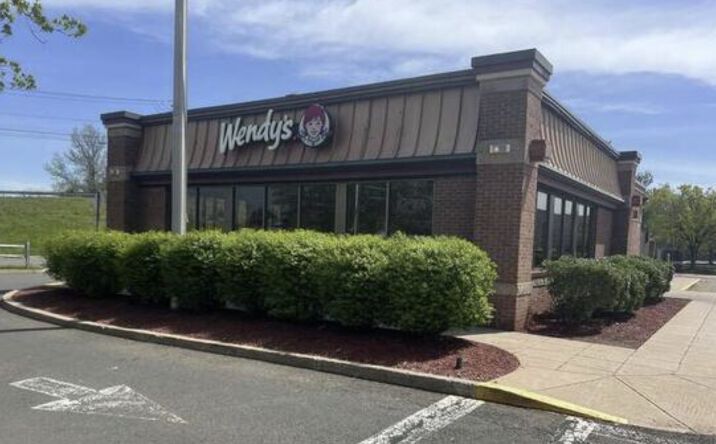 Pictures of Retail, Land, Restaurant property located at 160 Universal Drive North, North Haven, CT 06473 for lease - image #1