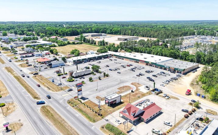 Pictures of Retail property located at 814 US-1, Lugoff, SC 29078 for lease - image #1
