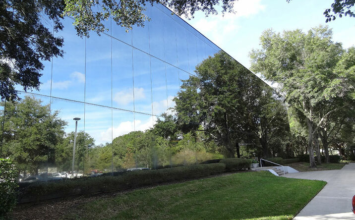 Pictures of Office property located at 6621 Southpoint Drive North, Jacksonville, FL 32216 for lease - image #1