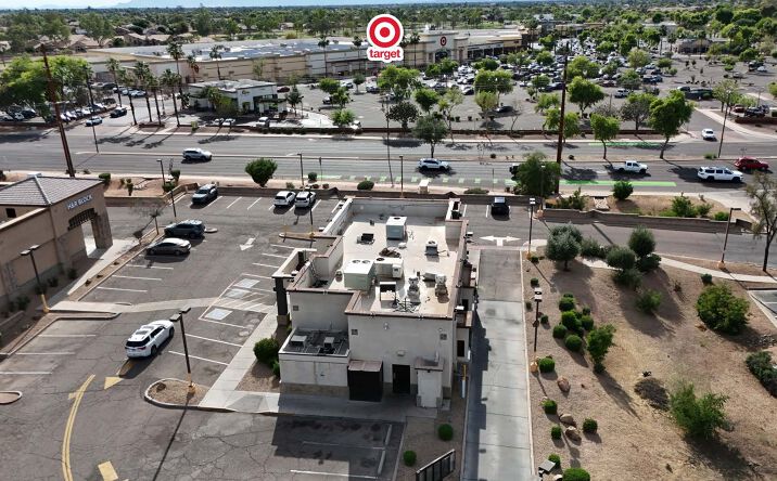 Pictures of Restaurant property located at Val Vista Rd & Warner Rd (SEC), Gilbert, AZ 85296-1957 for lease - image #1