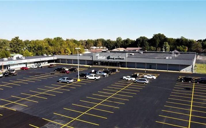 Pictures of Retail property located at 1927 Irvin Cobb Drive Space #2C, Paducah, KY 42003 for lease - image #1