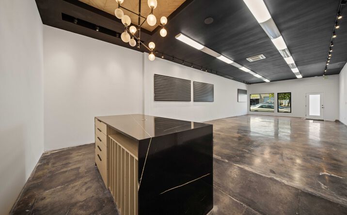 Pictures of Retail, Office, Special Purpose property located at 10618 MAGNOLIA BLVD, NORTH HOLLYWOOD, CA 91601-4052 for lease - image #1