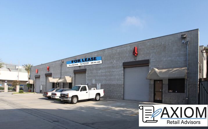 Pictures of Retail property located at 990 South Arroyo Parkway, Pasadena, CA 91106 for lease - image #1