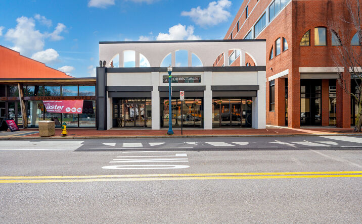 Pictures of Retail, Office property located at 257 West St, Annapolis, MD 21401 for lease - image #1