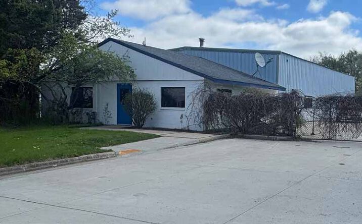 Pictures of Industrial property located at W228N2762 Duplainville Rd, Pewaukee, WI 53072 for lease - image #1