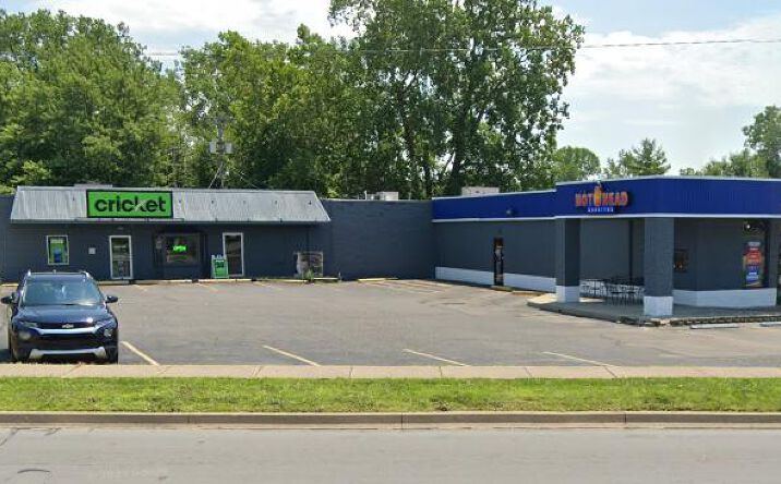 Pictures of Retail property located at 6484 Brandt Pike, Huber Heights, OH 45424 for lease - image #1