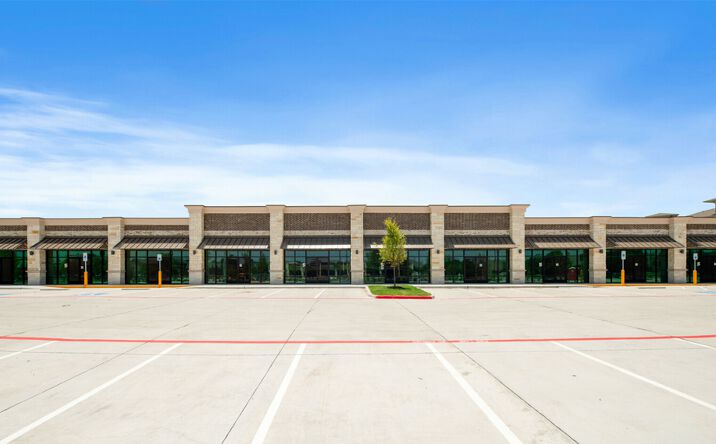 Pictures of Retail property located at 5121 COLLIN MCKINNEY PKWY, MCKINNEY, TX 75070-1523 for lease - image #1