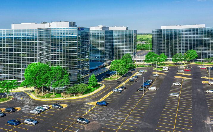 Pictures of Office property located at 4 Westbrook Corporate Center, Westchester, IL 60154 for lease - image #1