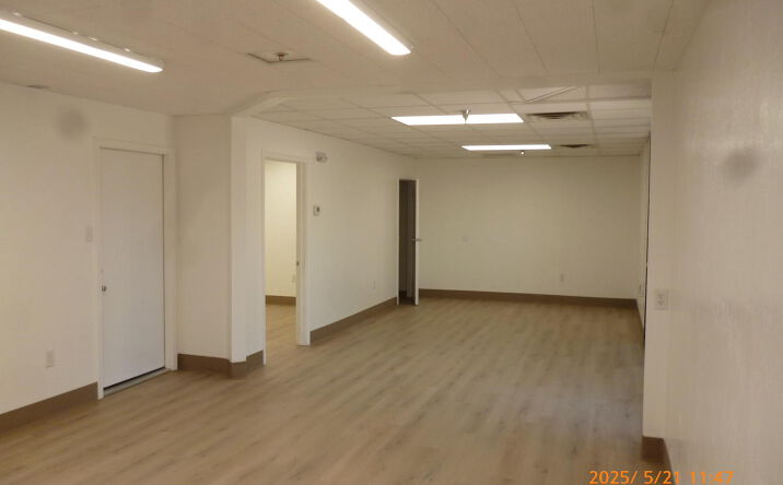 Pictures of Industrial property located at 2232 E. Rose Garden Loop, Phoenix, AZ 85306 for lease - image #1