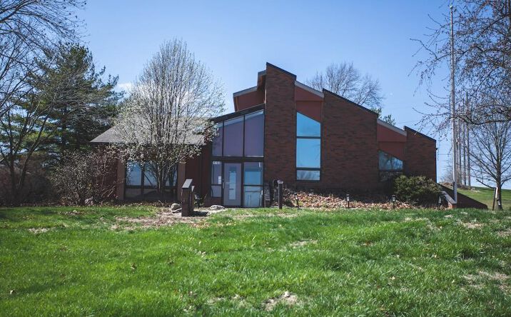Pictures of Office, Special Purpose property located at 1702 Buckingham Street, St Joseph, MO 64506 for lease - image #1
