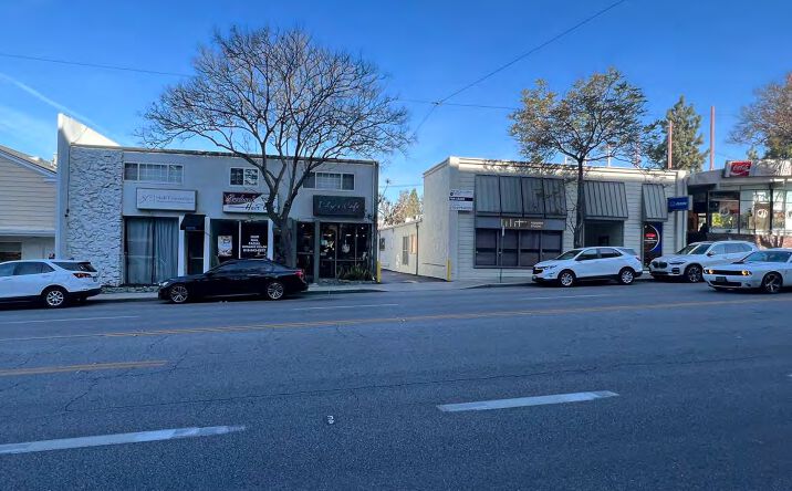 Pictures of Office property located at 353-361 East Magnolia Blvd, Burbank, CA 91506 for lease - image #1