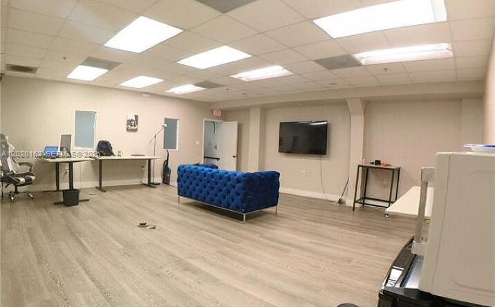 Pictures of Office, Retail, Industrial property located at 2746 NW 112th Ave # 2746, Doral, FL 33172 for lease - image #1