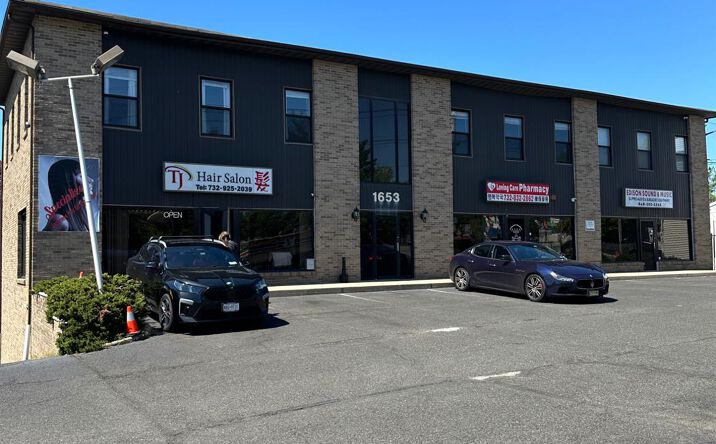 Pictures of Office, Retail property located at 1653 State Route 27 Highway # 205, Edison, NJ 08817 for lease - image #1