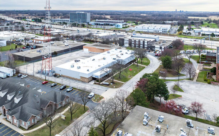 Pictures of Industrial property located at 5110 Tollview Dr, Rolling Meadows, IL 60008 for lease - image #1