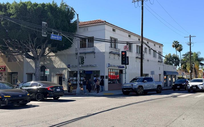 Pictures of Retail, Office property located at 251 N. Larchmont Blvd, Los Angeles, CA 90004 for lease - image #1