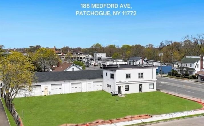 Pictures of Retail property located at 188 Medford Avenue 2, Brookhaven, NY 11772 for lease - image #1