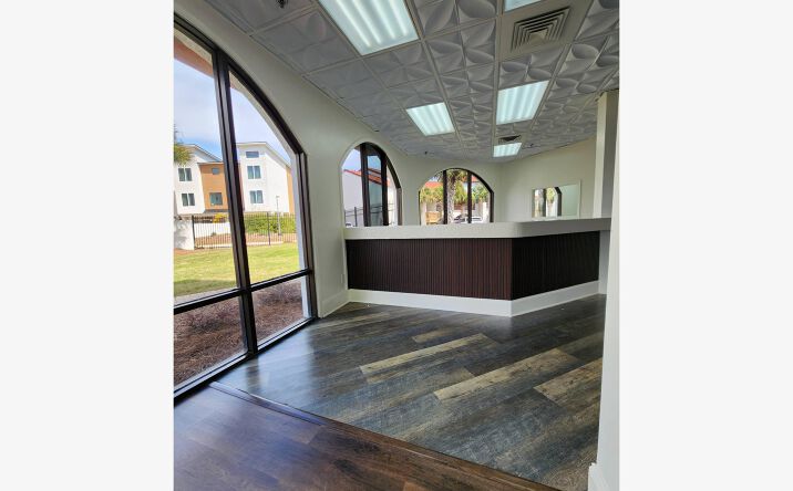 Pictures of Retail, Office property located at 8730 Thomas Drive, Panama City, FL 32408 for lease - image #1