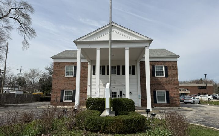 Pictures of Office property located at 1114 North Arlington Heights Road, Arlington Heights, IL 60004 for lease - image #1