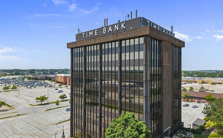 Pictures of Office property located at 100 E Kimberly Rd Unit 400, Davenport, IA 52806 for lease - image #1