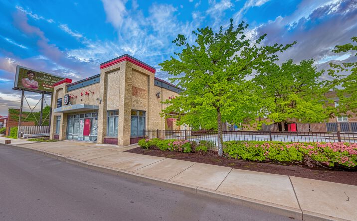 Pictures of Retail, Restaurant property located at 1914 West 79th Street, Chicago, IL 60620 for lease - image #1