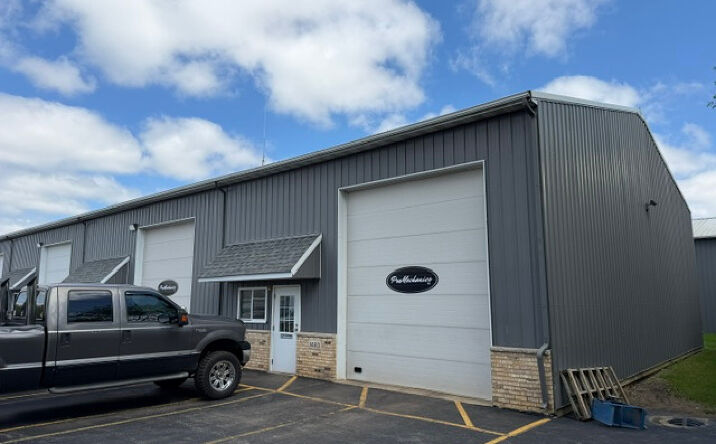Pictures of Industrial property located at 14611 W Edison Dr, New Lenox, IL 60451 for lease - image #1