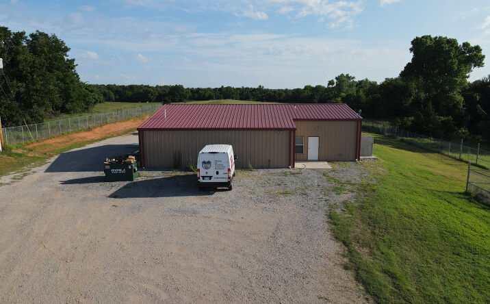 Pictures of Industrial property located at 2380 West Simpson Road, Guthrie, OK 73044 for lease - image #1