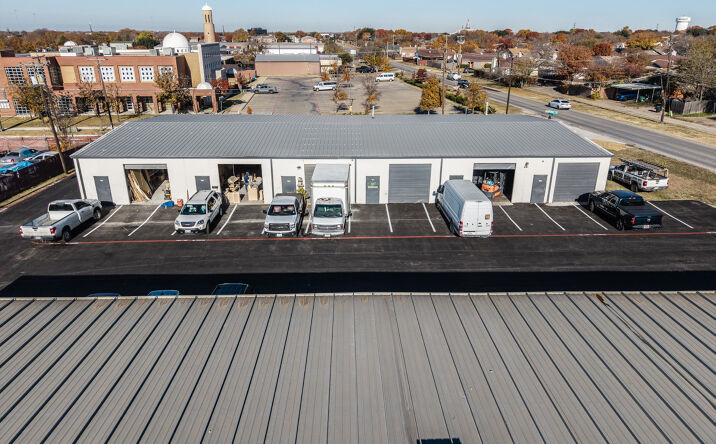 Pictures of Industrial, Office property located at 2309 Franklin Drive, Mesquite, TX 75150 for lease - image #1