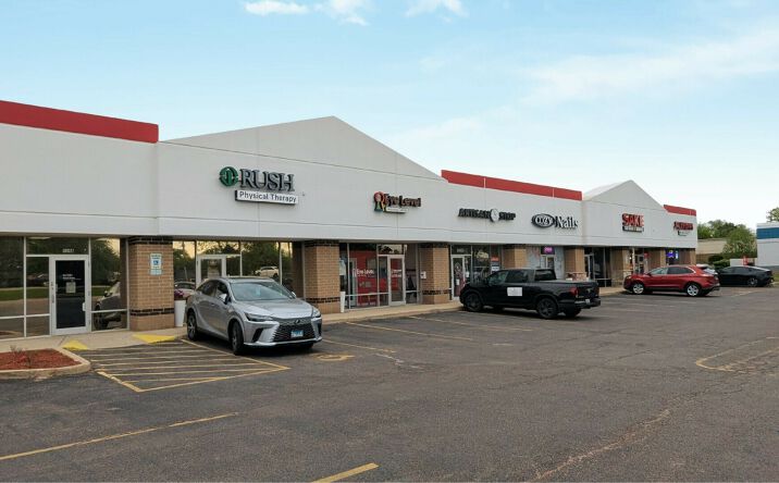Pictures of Retail property located at 884 South Rand Road, Lake Zurich, IL 60047 for lease - image #1