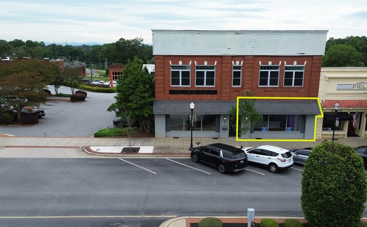 Pictures of Retail property located at 321 Main Street, Seneca, SC 29678 for lease - image #1