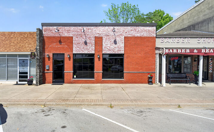 Pictures of Retail property located at 318 Main Cross St, Charlestown, IN 47111 for lease - image #1