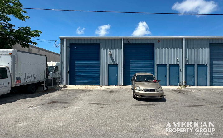 Pictures of Industrial property located at 2133 19th Street, Sarasota, FL 34234 for lease - image #1