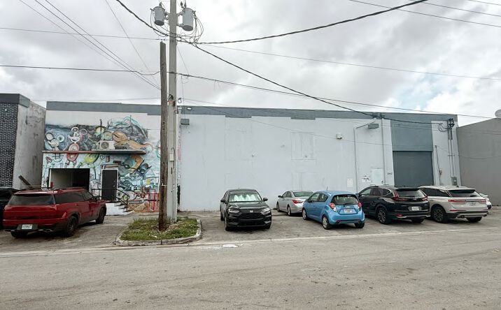 Pictures of Industrial property located at 2450 W 8th Lane, Hialeah, FL 33010 for lease - image #1