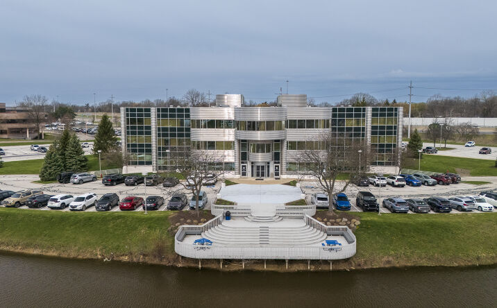 Pictures of Office, Special Purpose property located at 5915 Landerbrook Drive, Mayfield Heights, OH 44124 for lease - image #1
