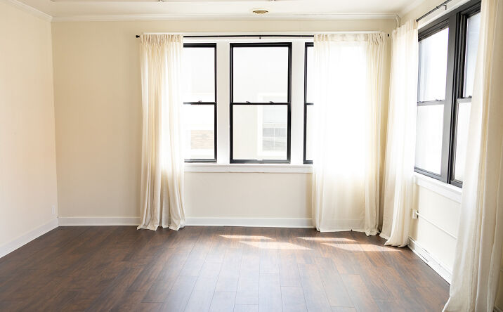 Pictures of Office, Special Purpose property located at 161 West Lincolnway, Valparaiso, IN 46383 for lease - image #1