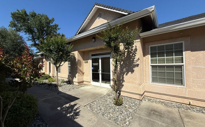 Pictures of Office property located at 1415 Victor Avenue, Redding, CA 96003 for lease - image #1