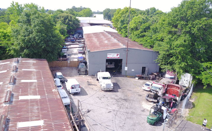 Pictures of Industrial property located at 2514 W PT AVE, COLLEGE PARK, GA 30337-6210 for lease - image #1