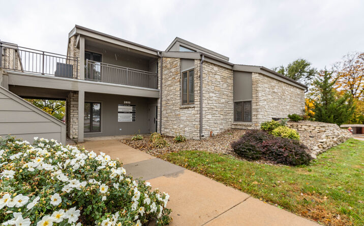 Pictures of Office property located at 2805 Claflin Road, Manhattan, KS 66502 for lease - image #1