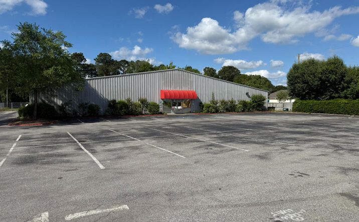 Pictures of Industrial property located at 6644 Gordon Road, Wilmington, NC 28411 for lease - image #1