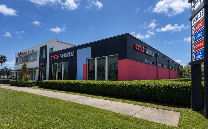Pictures of Office property located at 8476 Southwest 40th Street, Miami, FL 33155 for lease - image #1