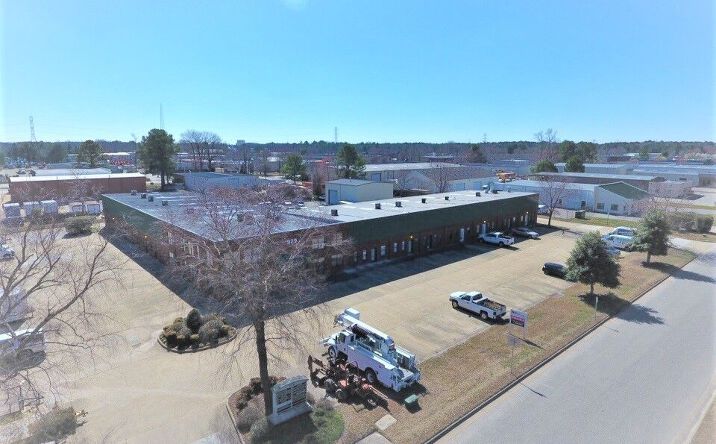 Pictures of Industrial property located at 929 Ventures Way, Chesapeake, VA 23320 for lease - image #1
