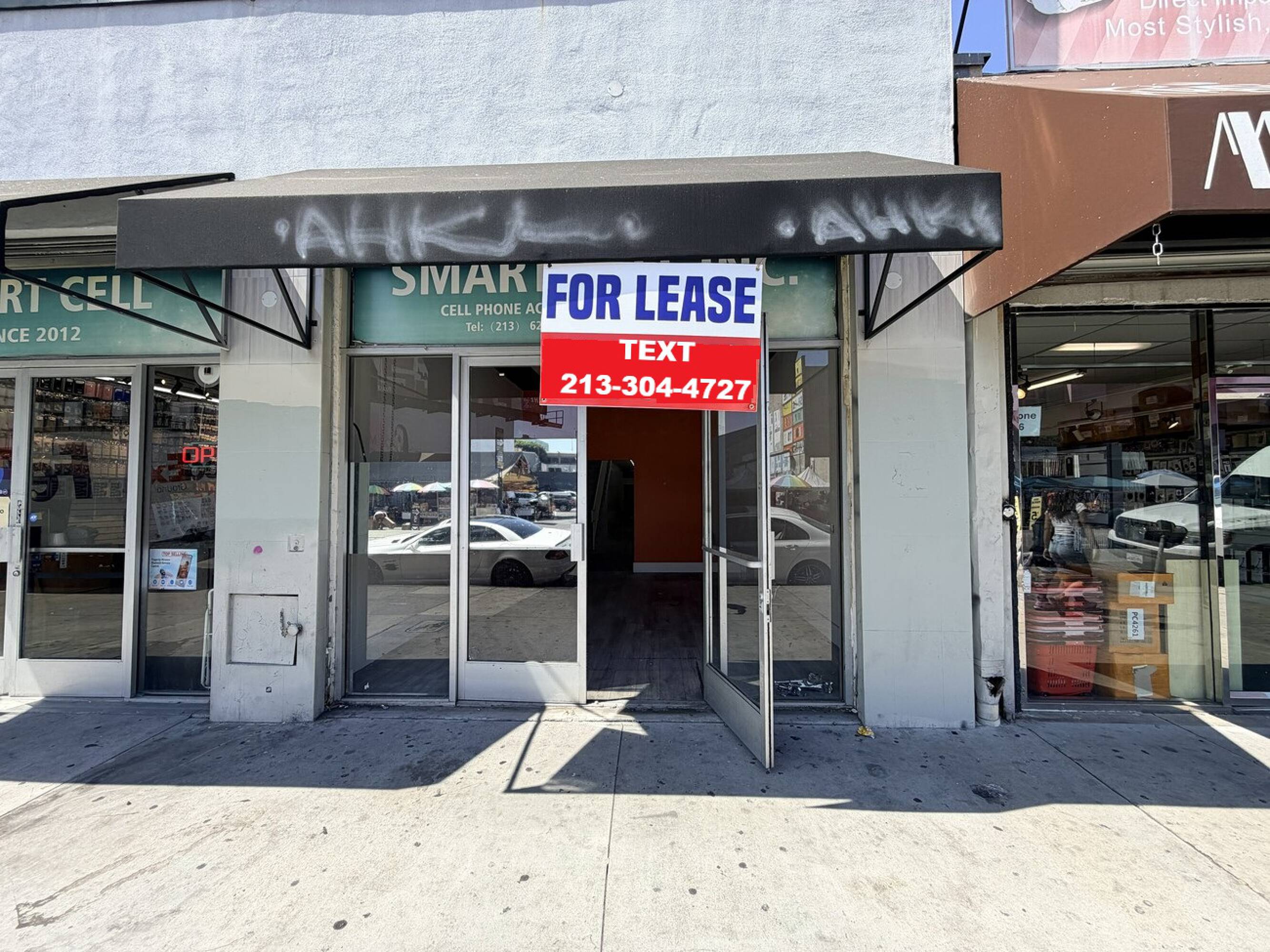 3527218