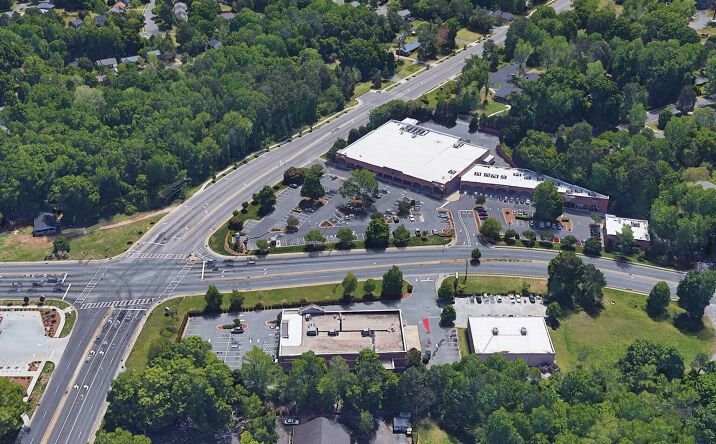Pictures of Retail property located at 8108 Idlewild Rd, Charlotte, NC 28227 for lease - image #1